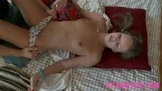 Redare O dezbraca complet si o ia la pula cu foarte multa pasiune