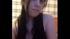 Redare Matura cu bucile foarte mari si cu sanii naturali doreste sa suga un tip mult mai