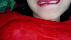 Jouer L'incontro hardcore appassionato di una giovane coppia sposata