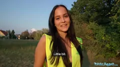 وكيل عام: مجرم امرأة سمراء يحصل على اللعنة الخام والخام في الهواء الطلق