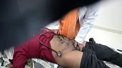 Reproducir Médico indio ayuda a BukkakeBoobygirl4 a alcanzar el éxtasis con un chequeo exhaustivo