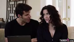 Abspielen Tech versierte Latina Milf Victoria Voxxx wird mit Jay reibungslos ungezogen