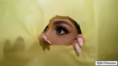 تشغيل الوشم لاتينا Symales Jade Venus و Ariel Demure في دش مشبعة بالبخار الثلاثي